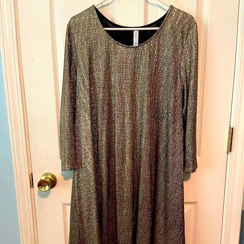 Gold lame Sheth dress